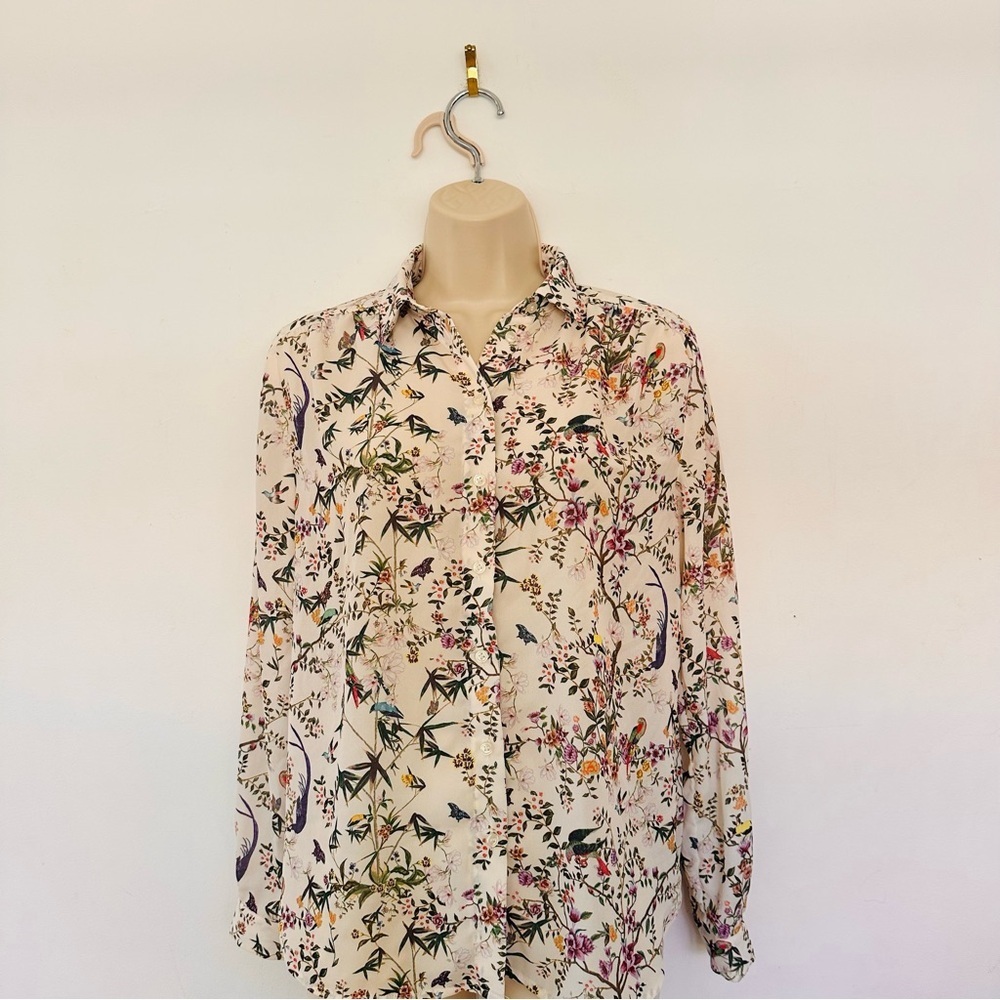 H&M Women’s Floral Birds Blouse Size 2 Small